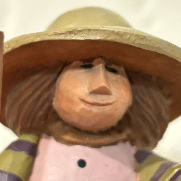 Farmer’s Market by Williraye Studio First Time Gardener 2003 4” Tall - Picture 4 of 7